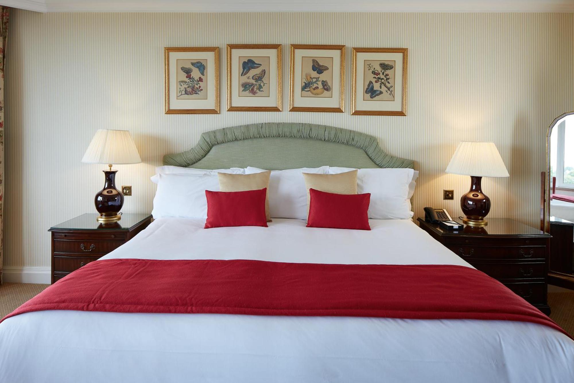 Cheval Thorney Court At Hyde Park Aparthotel London Bagian luar foto
