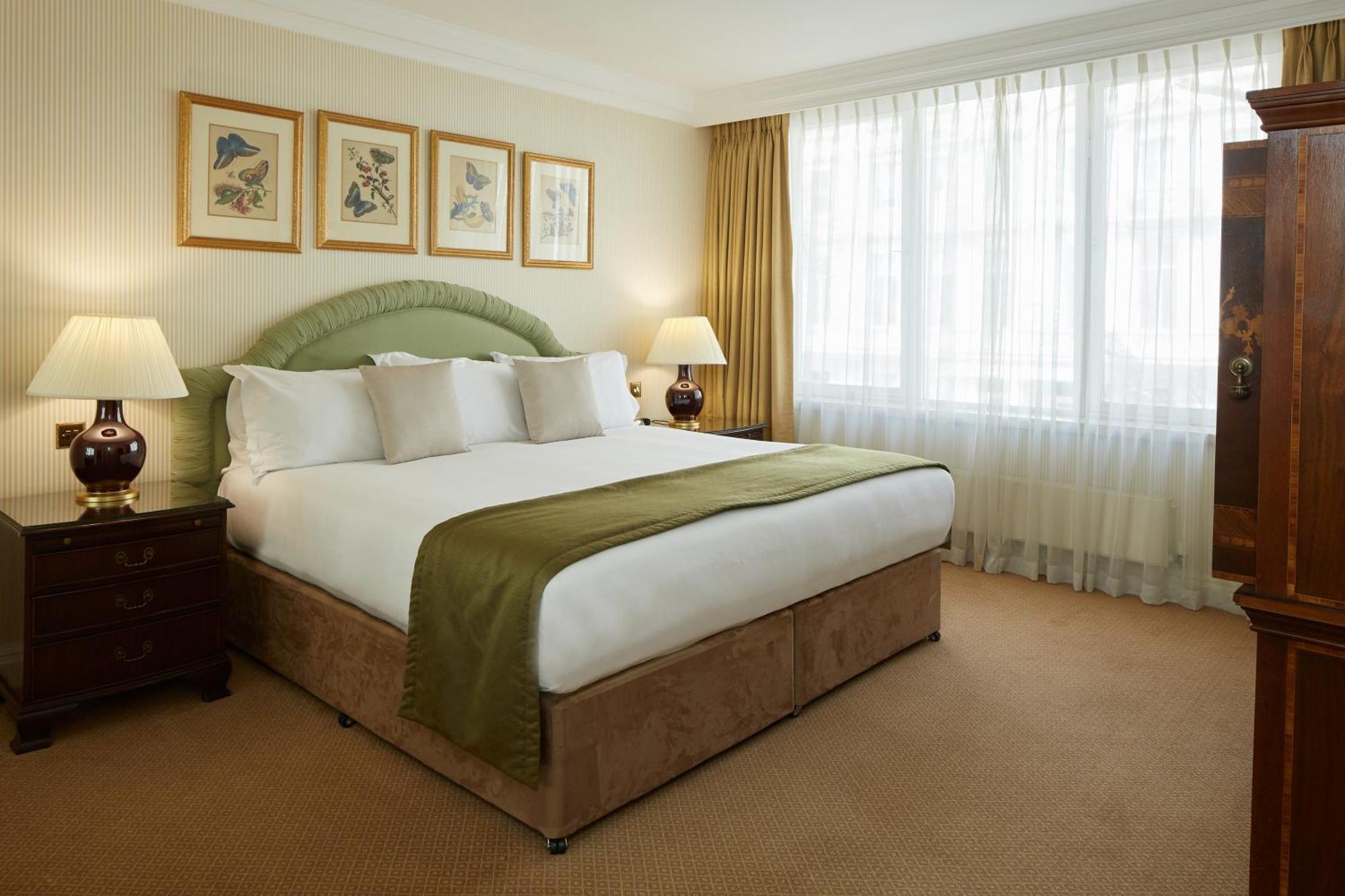 Cheval Thorney Court At Hyde Park Aparthotel London Bagian luar foto