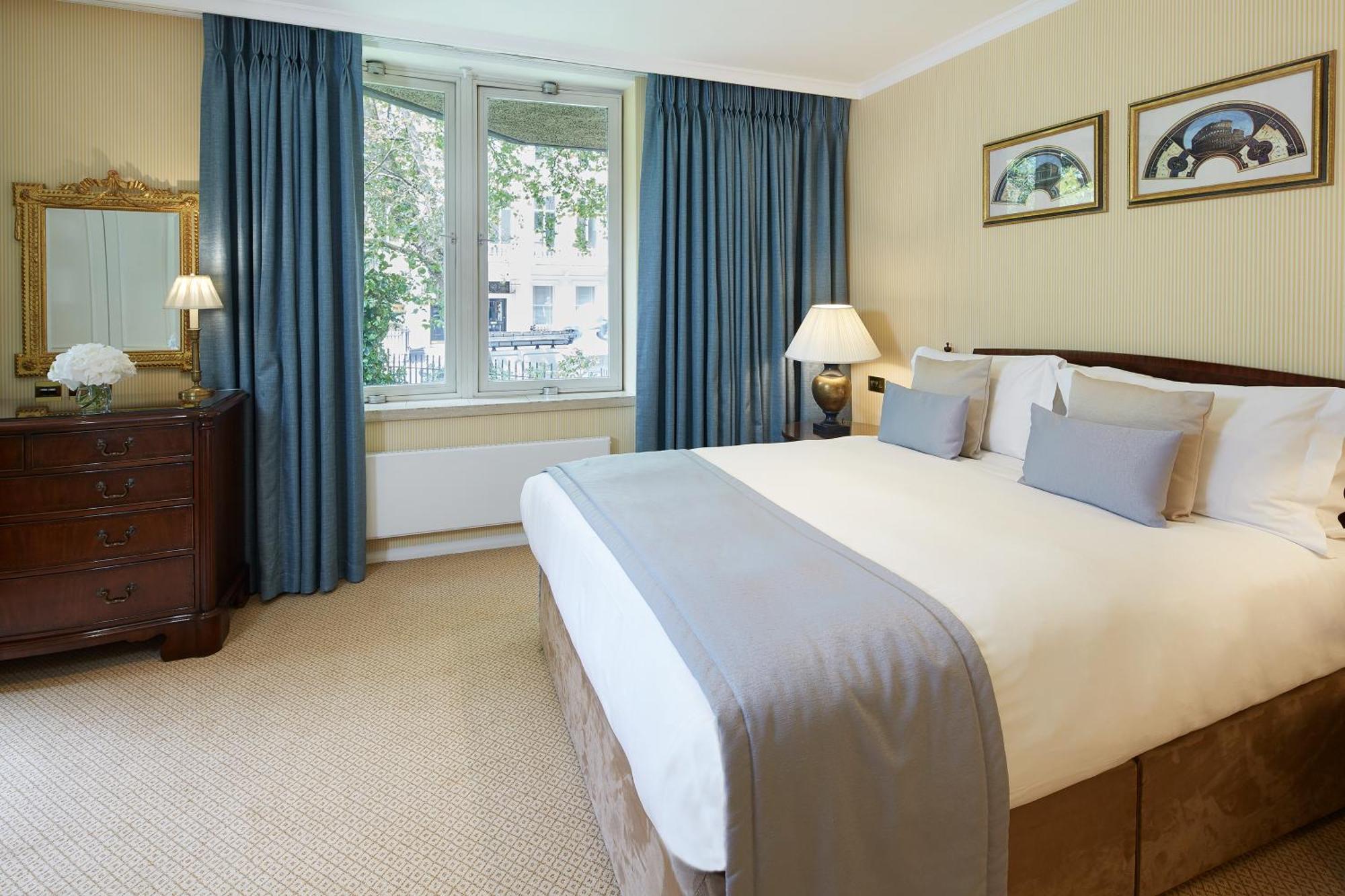 Cheval Thorney Court At Hyde Park Aparthotel London Bagian luar foto