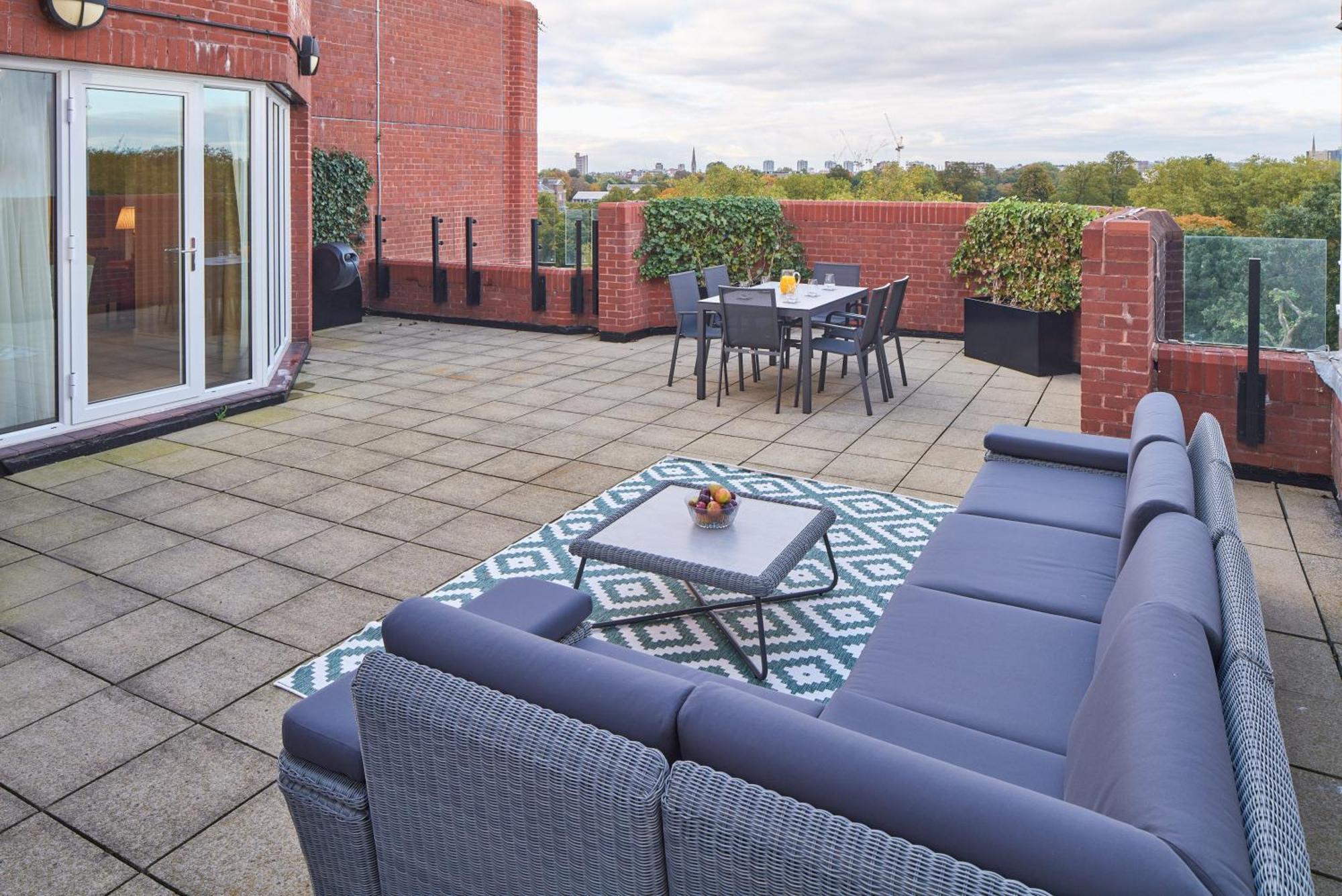 Cheval Thorney Court At Hyde Park Aparthotel London Bagian luar foto
