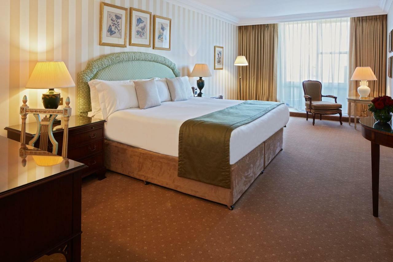 Cheval Thorney Court At Hyde Park Aparthotel London Bagian luar foto